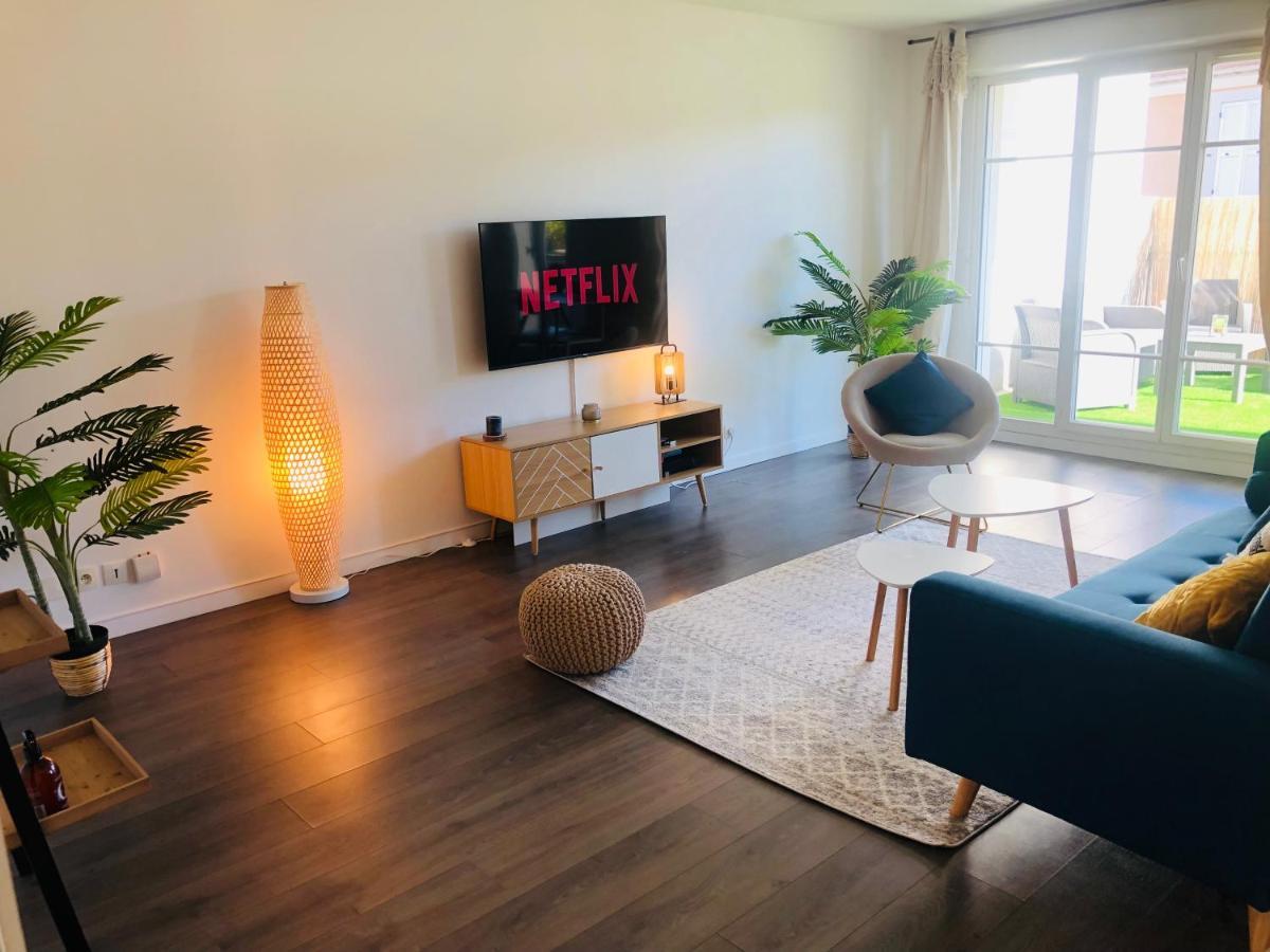 Apartmán 7 Minutes Disney/Netflix/Terrace/Car Park Magny-le-Hongre Exteriér fotografie